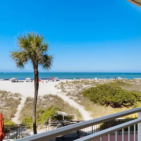 111 Madeira Norte Condo